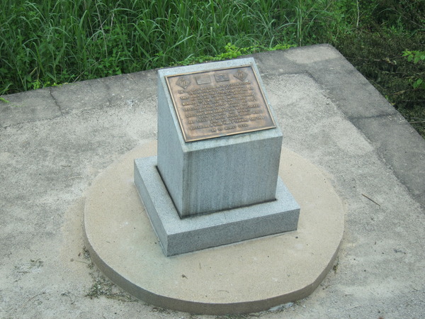 戦争はまだ終わってない